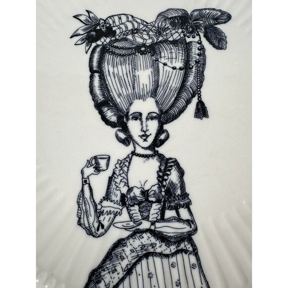 Anthropologie Plate Florence Balducci LADY IN WAITING RARE! 10.75" D Whimsical - Picture 4 of 14